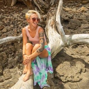 Meet your Posher, Dara